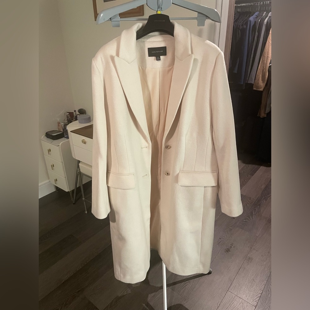 Ann Taylor Women's Wool Blend Tailored Chesterfield Coat